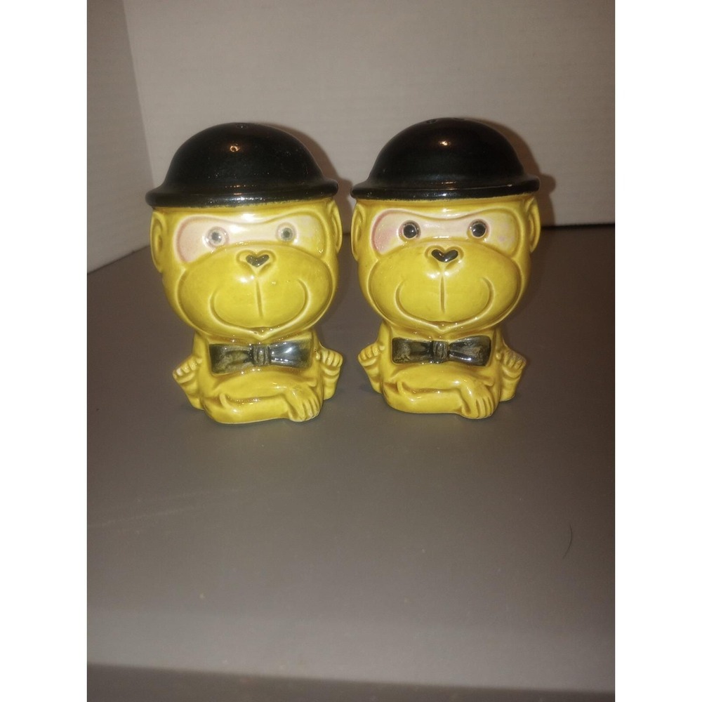 Vintage Ceramic Japan Monkey Salt And Pepper Shakers